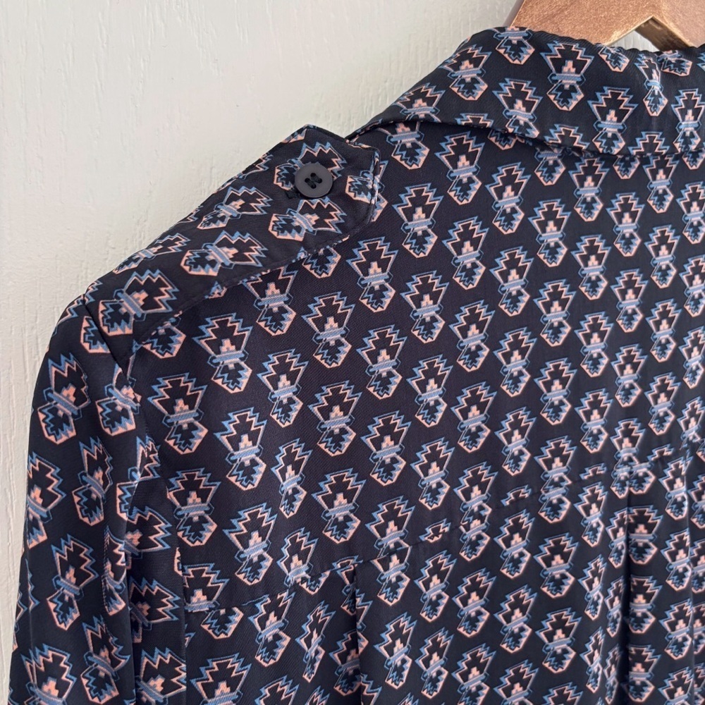 REISS Lola Aztec Pattern Button Front Shirt Sz 2 Tailored Office - Picture 5 of 9